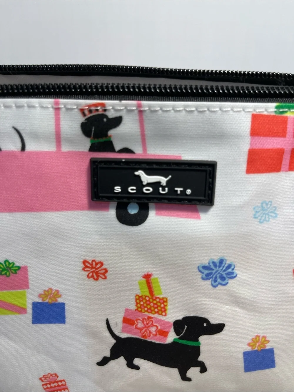 SCOUT Cosmetic Bag Dachshund Dog Travel Pouch - NWOT**